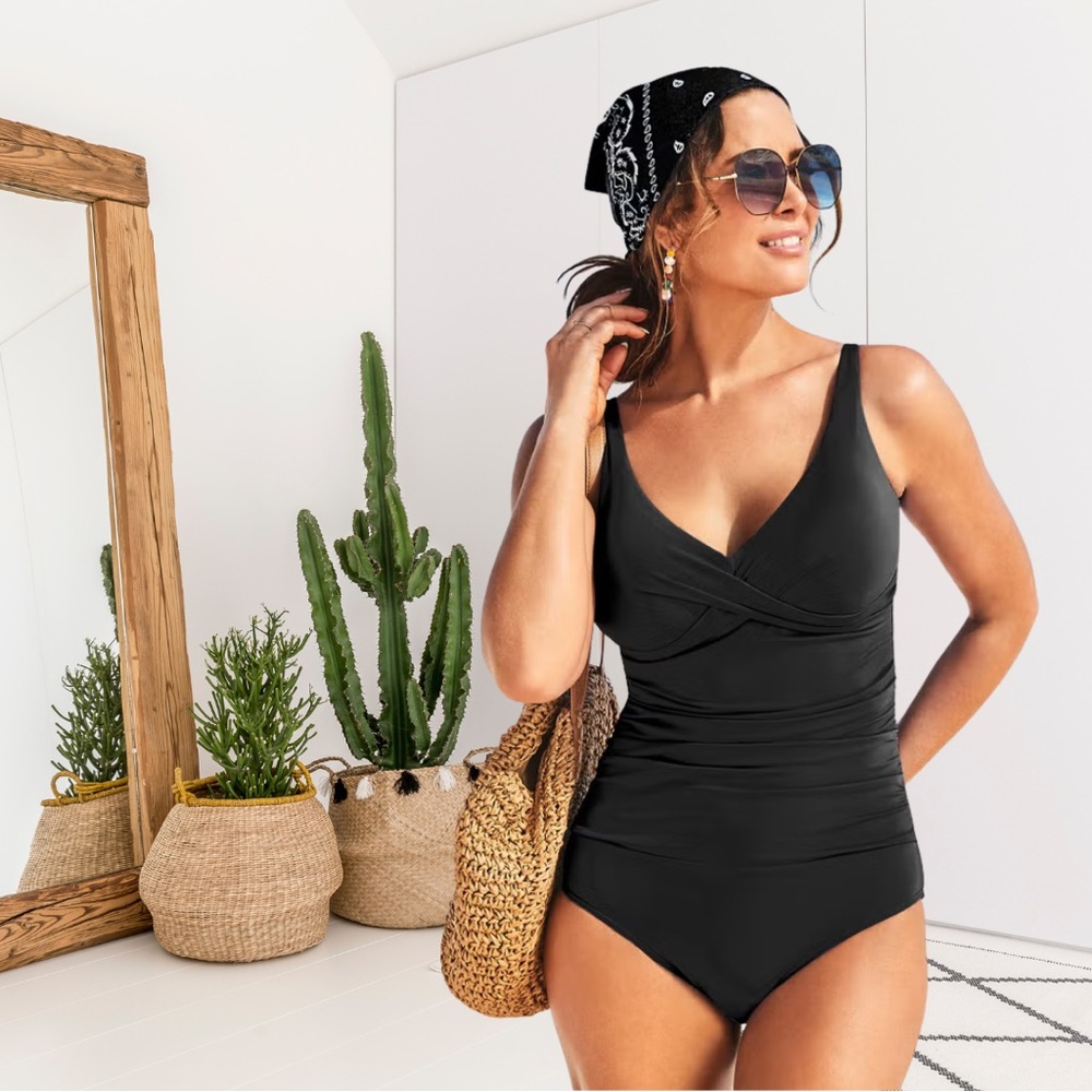 Swimsuits For All Twist Front V-Neck One Piece Swimsuit